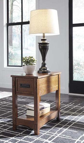 Breegin End Table Set - De Avenue Furniture