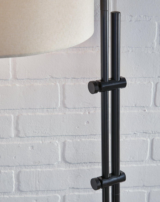 Baronvale Floor Lamp - De Avenue Furniture