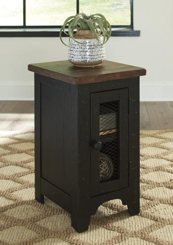 Valebeck End Table Set - De Avenue Furniture