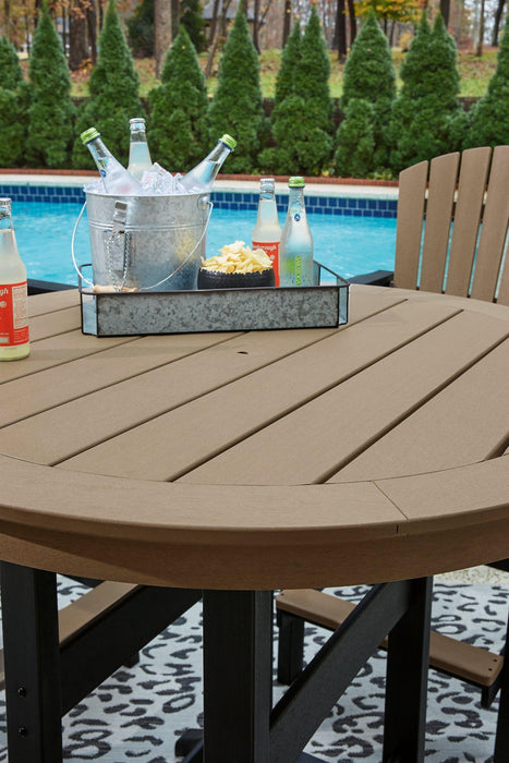 Fairen Trail Outdoor Dining Set - De Avenue Furniture