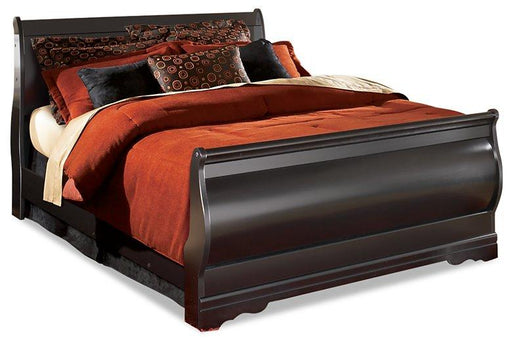 Huey Vineyard Bed - De Avenue Furniture