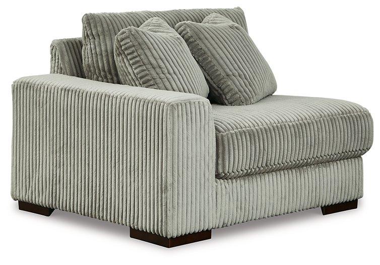 Lindyn Sectional with Chaise - De Avenue Furniture