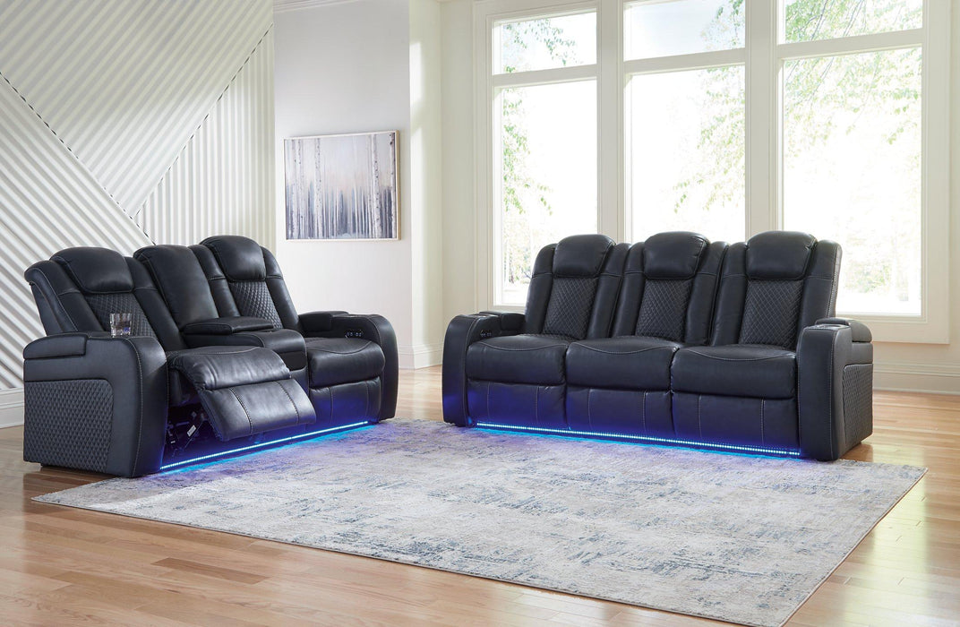 Fyne-Dyme Living Room Set - De Avenue Furniture
