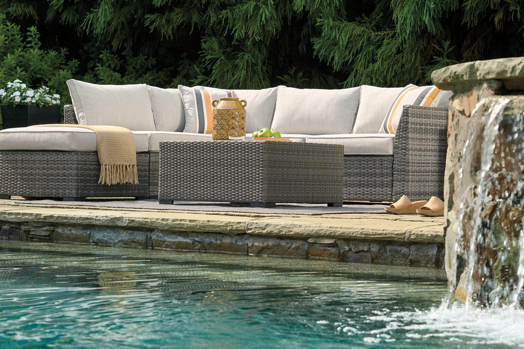 Cherry Point 4-piece Outdoor Sectional Set - De Avenue Furniture