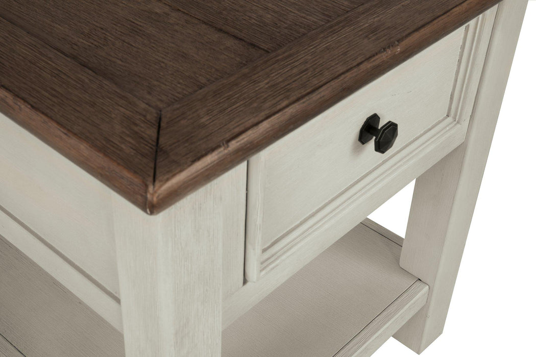 Bolanburg End Table - De Avenue Furniture
