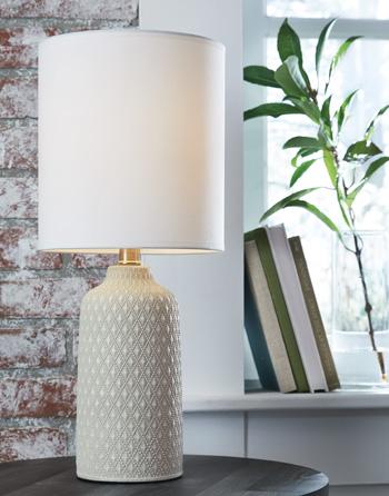 Donnford Table Lamp - De Avenue Furniture