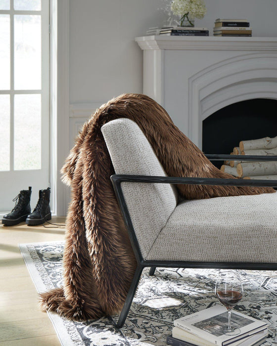 Bellethrone Throw - De Avenue Furniture