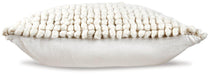 Aavie Pillow - De Avenue Furniture