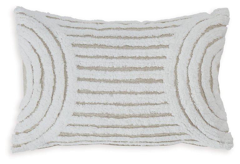 Farissen Pillow - De Avenue Furniture