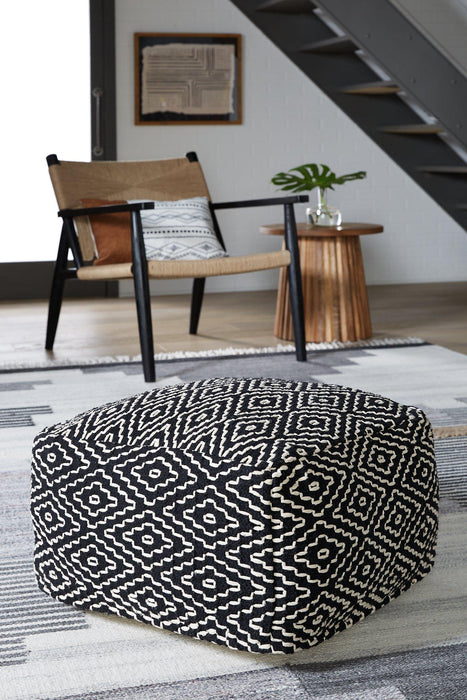 Jasett Pouf - De Avenue Furniture