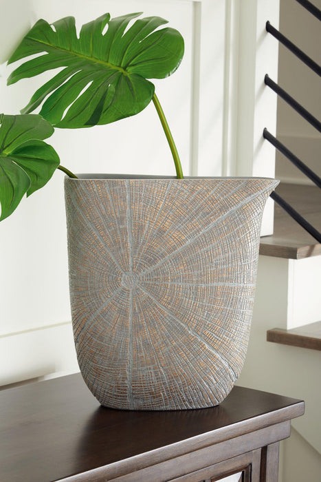 Ardenley Vase - De Avenue Furniture