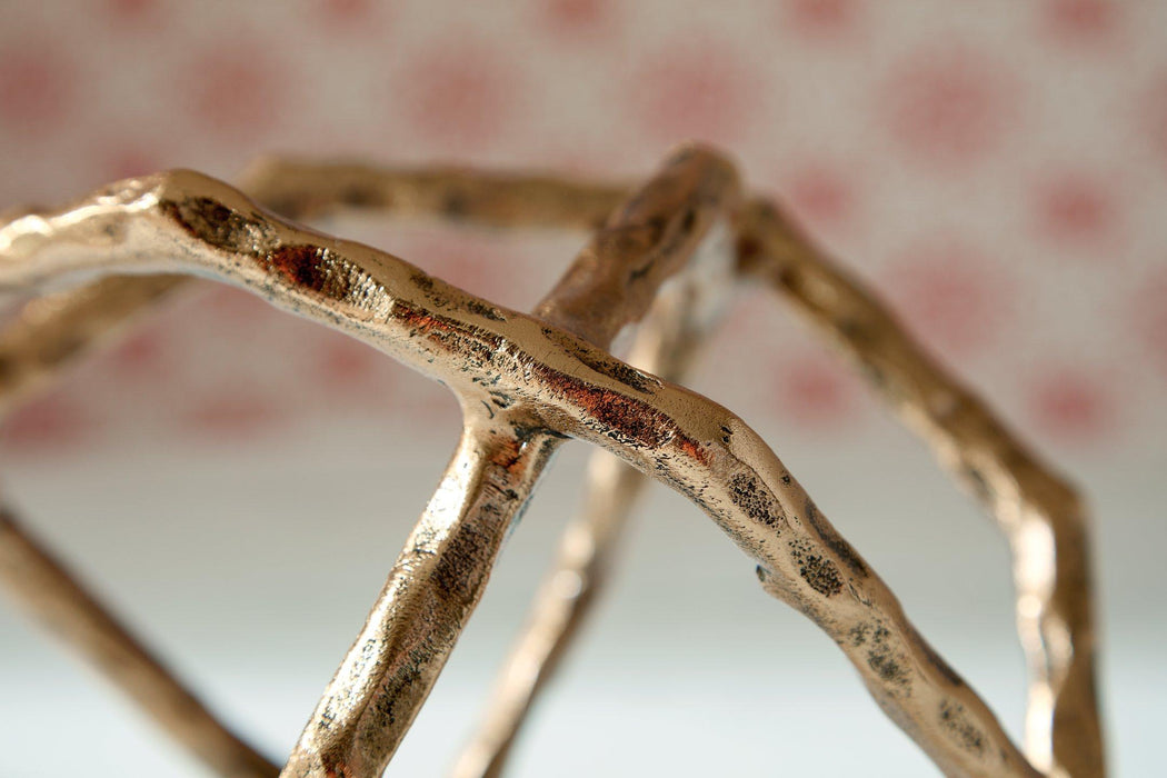 Laddington Sculpture - De Avenue Furniture