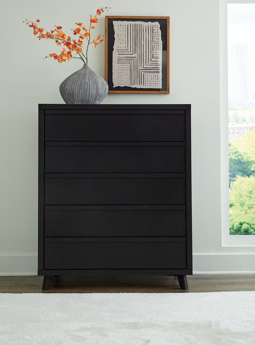 Danziar Wide Chest of Drawers - De Avenue Furniture