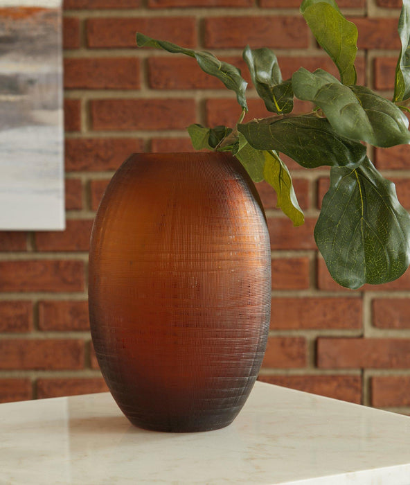 Embersen Vase - De Avenue Furniture