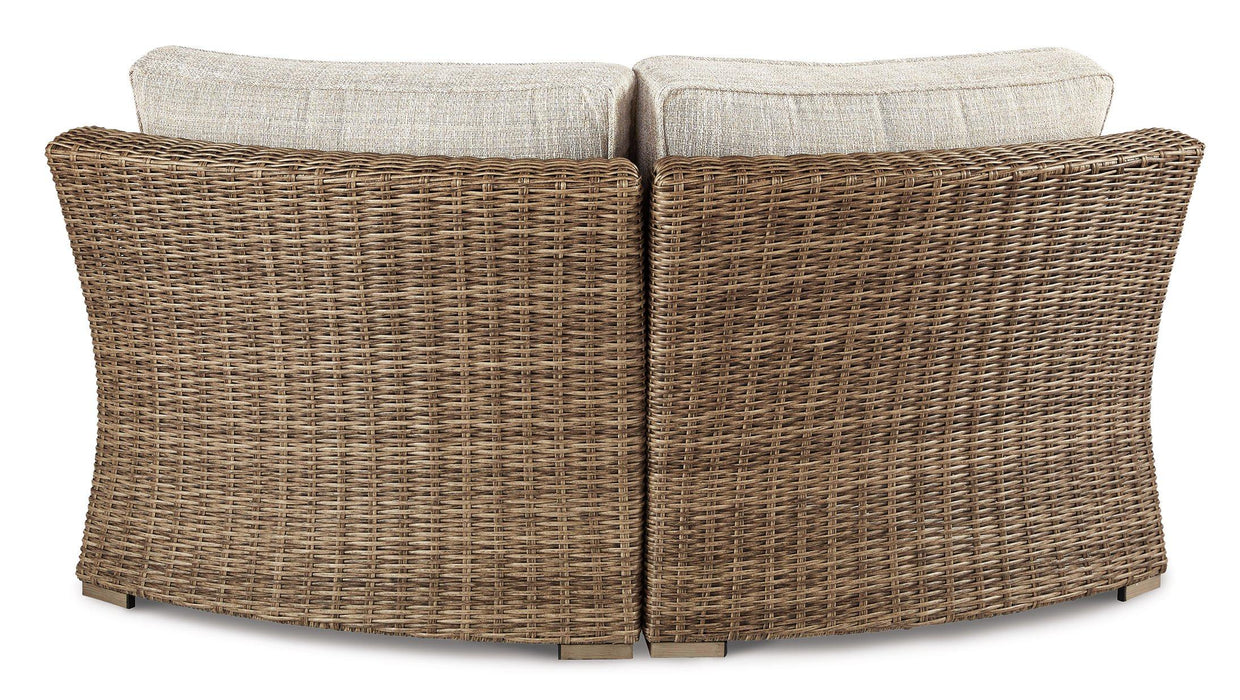 Beachcroft Outdoor Curved Corner Chair with Cushion - De Avenue Furniture