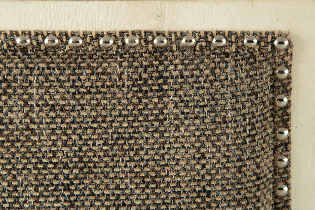 Bolanburg Counter Height Dining Bench - De Avenue Furniture