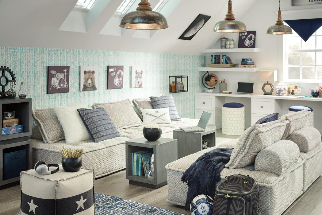 Bales Accent Chair - De Avenue Furniture