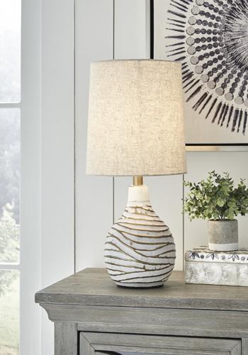 Aleela Table Lamp - De Avenue Furniture