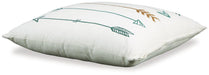 Gyldan Pillow - De Avenue Furniture