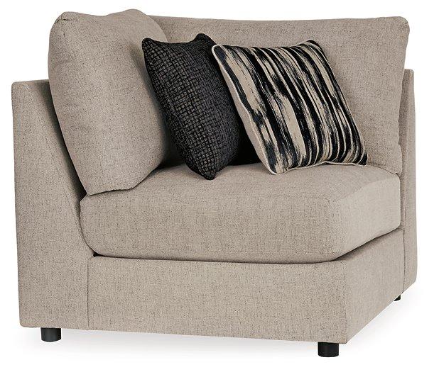Kellway Sectional Sofa - De Avenue Furniture