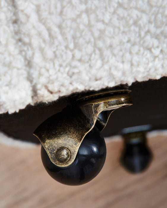 Rowanbeck Dining Package - De Avenue Furniture