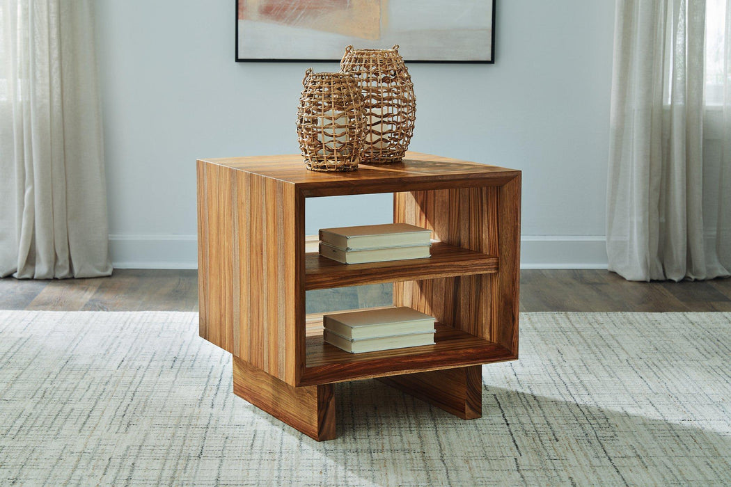 Dressonni End Table - De Avenue Furniture