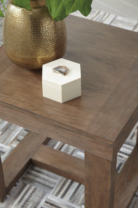Cariton End Table - De Avenue Furniture