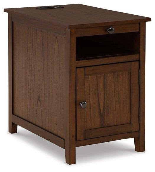Treytown Chairside End Table - De Avenue Furniture