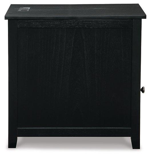 Treytown Chairside End Table - De Avenue Furniture