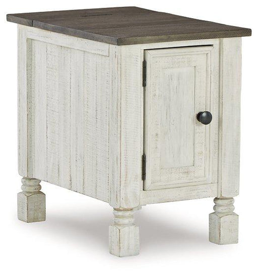 Havalance Chairside End Table - De Avenue Furniture
