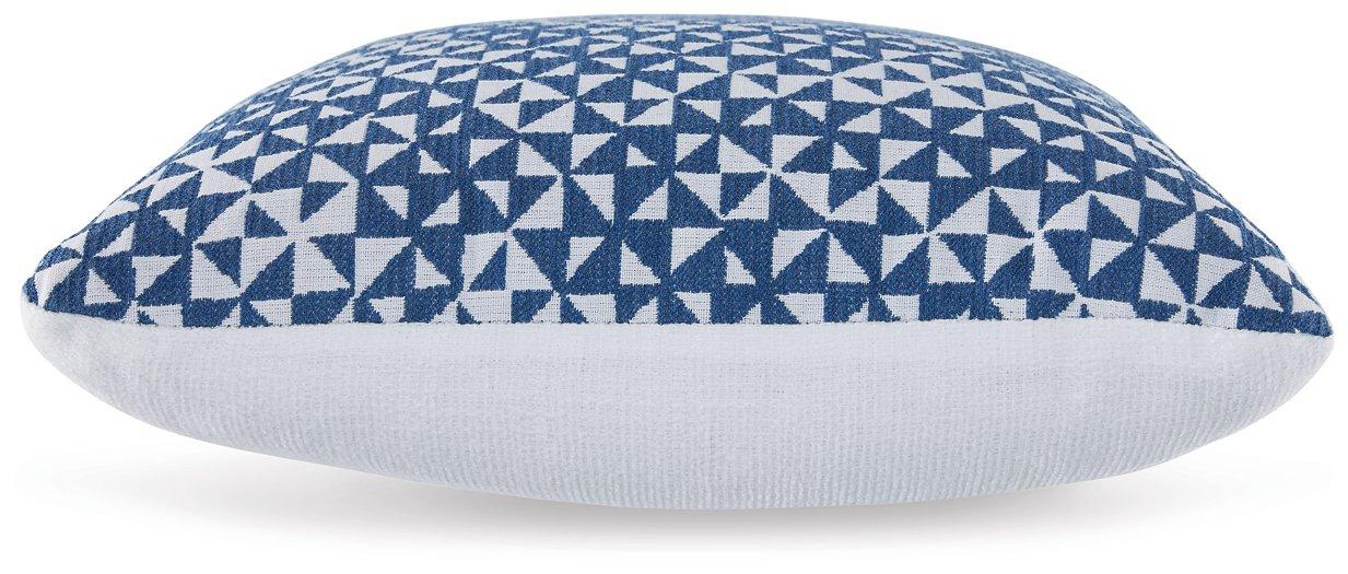 Jaycott Next-Gen Nuvella Pillow (Set of 4) - De Avenue Furniture