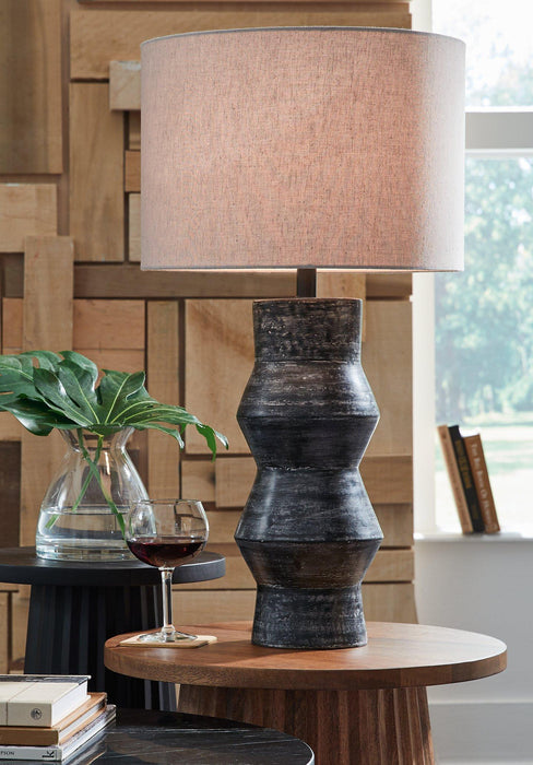 Kerbert Table Lamp - De Avenue Furniture