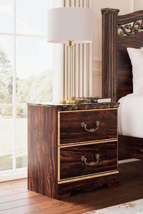 Glosmount Nightstand - De Avenue Furniture