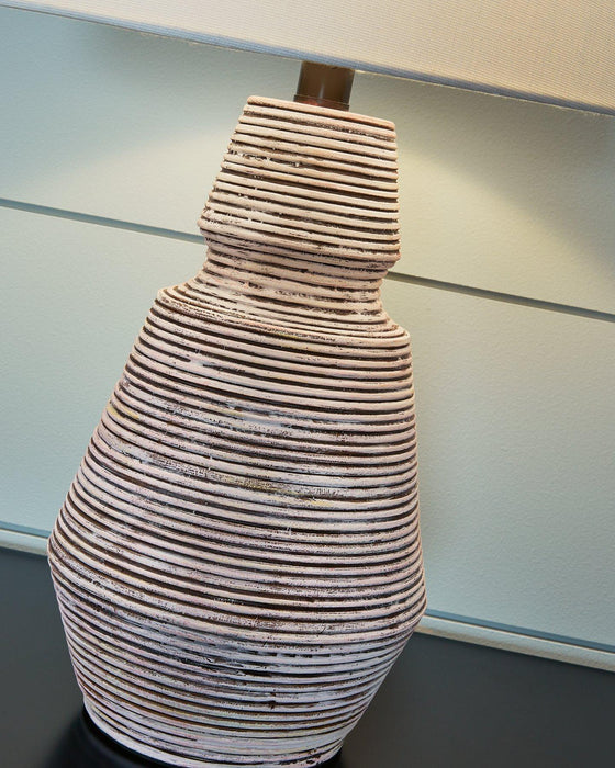 Jairburns Table Lamp (Set of 2) - De Avenue Furniture