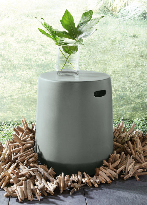 Kalmunds Stool - De Avenue Furniture