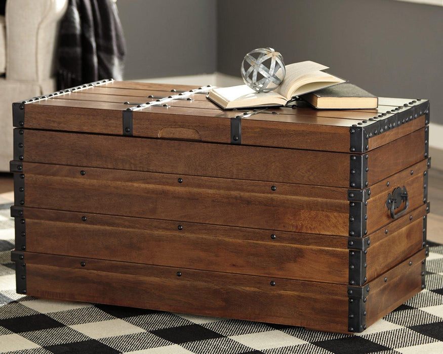 Kettleby Storage Trunk - De Avenue Furniture