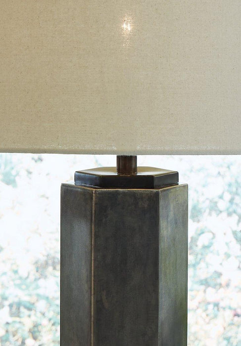 Dirkton Table Lamp - De Avenue Furniture