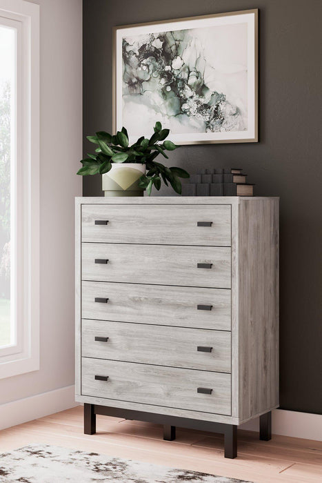 Vessalli Chest of Drawers - De Avenue Furniture