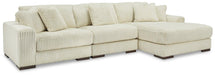 Lindyn Sectional with Chaise - De Avenue Furniture