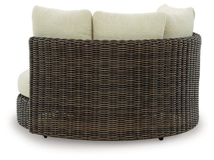 Kimora Outdoor Swivel Lounge Chair with Cushion - De Avenue Furniture