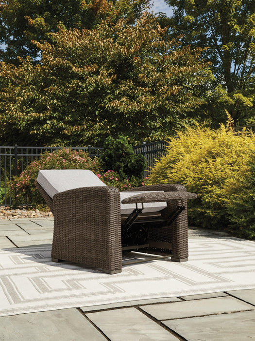Beachcroft Outdoor Recliner - De Avenue Furniture