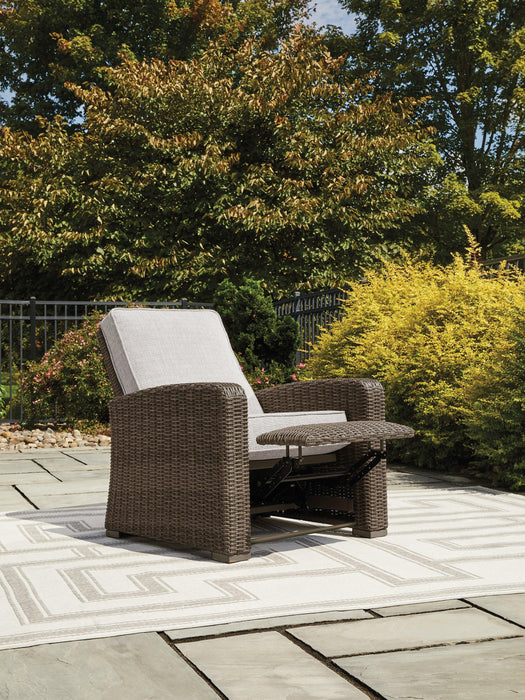 Beachcroft Outdoor Recliner - De Avenue Furniture