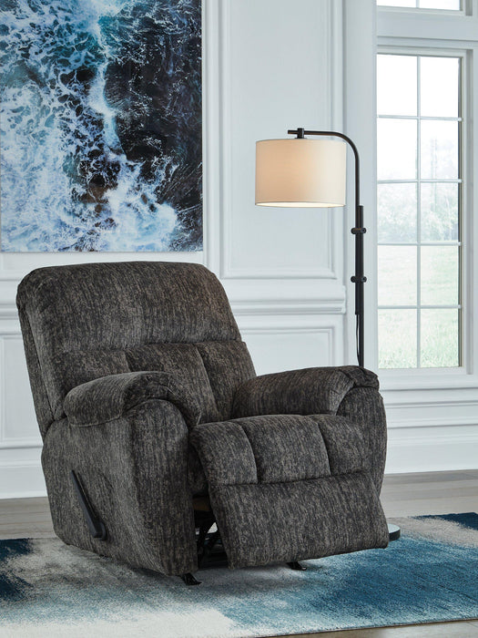 Stayfish Recliner - De Avenue Furniture