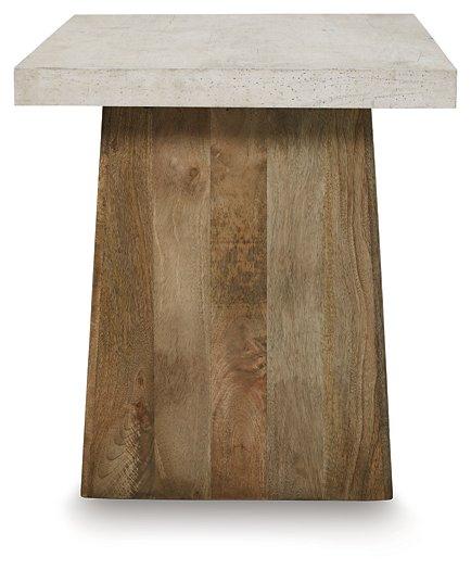 Brendalhouse End Table - De Avenue Furniture