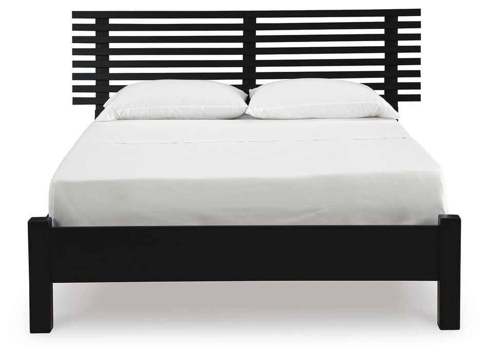 Danziar Queen Slat Bed - De Avenue Furniture