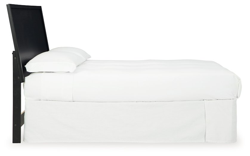 Danziar Bed - De Avenue Furniture