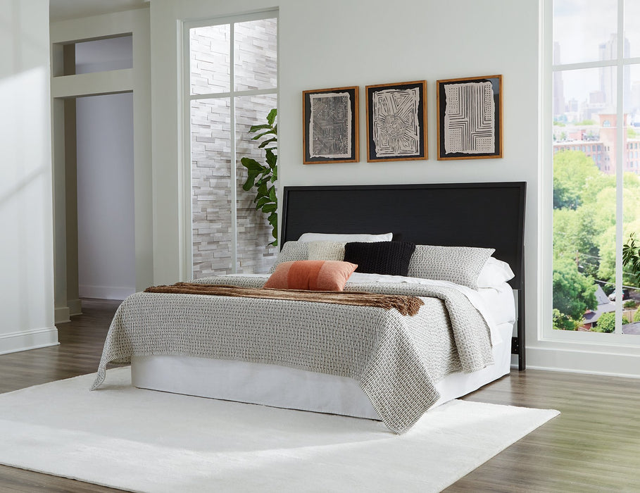 Danziar Bed - De Avenue Furniture