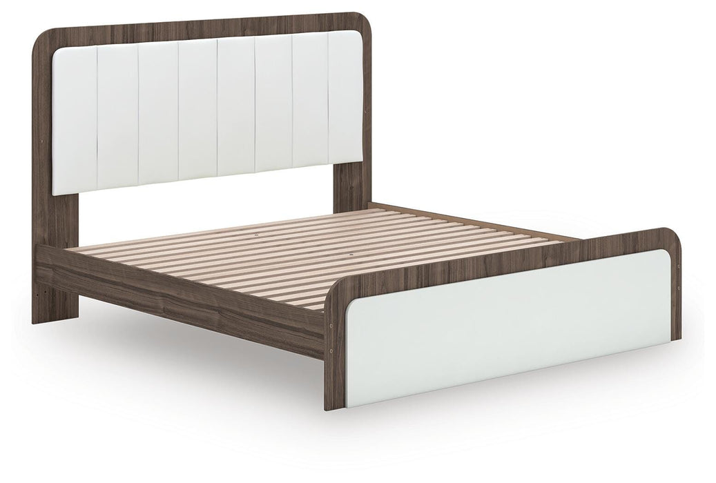 Kendanport Upholstered Bed - De Avenue Furniture