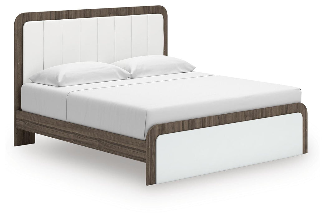 Kendanport Upholstered Bed - De Avenue Furniture