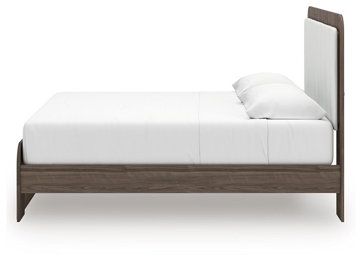 Kendanport Upholstered Bed - De Avenue Furniture